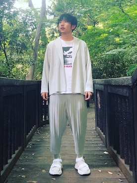 「ISSEY MIYAKE（イッセイミヤケ）のアイテム（ジャケット/アウター）」を使った、ramuperryさん（メンズ・170cm）の夏コーディネート