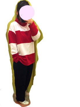 「古着のアイテム（スウェット、レッド系）」を使った、たつきのこ。さん（レディース・154cm）の冬コーディネート