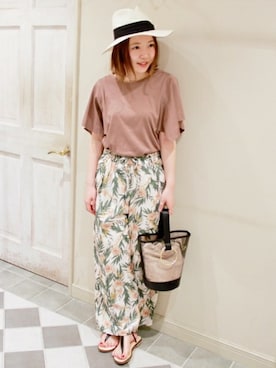 Laraさんのコーディネート