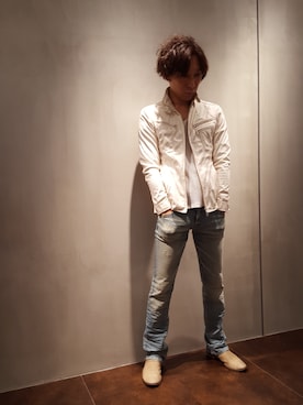 「アイテム（ライダースジャケット）」を使った、zakiさん（メンズ・174cm・40代）の春コーディネート