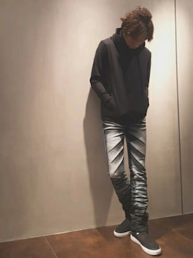 「アイテム（スリッポン）」を使った、zakiさん（メンズ・174cm・40代）の秋コーディネート