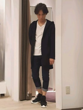 「アイテム（ステンカラーコート）」を使った、zakiさん（メンズ・174cm・40代）の夏コーディネート