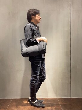 「TORNADO MART（トルネードマート）のアイテム（バッグ）」を使った、zakiさん（メンズ・174cm）の秋コーディネート