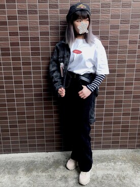 「Roots Canadaのアイテム（帽子）」を使った、Emily👾イジュさん（レディース・157cm）の冬コーディネート