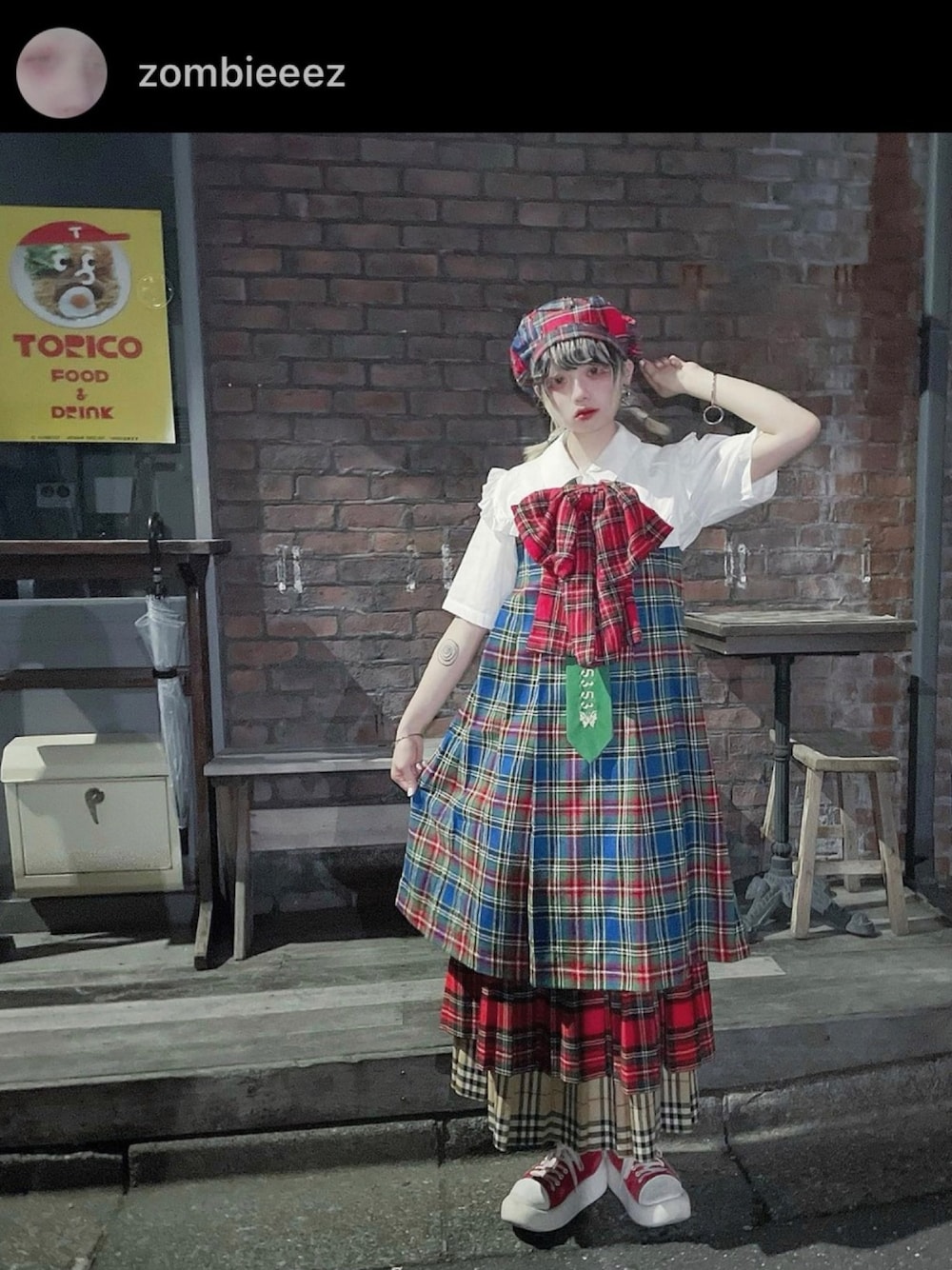 「ロングワンピース、チェックパンツ、ワンピーススタイル、チェック、リメイク、古着、used」｜「Instagramのhttps://www.instagram.com/zombieeez（トップス、その他）」を使った、湯さん（レディース・153cm）の夏コーディネートの1枚目の写真
