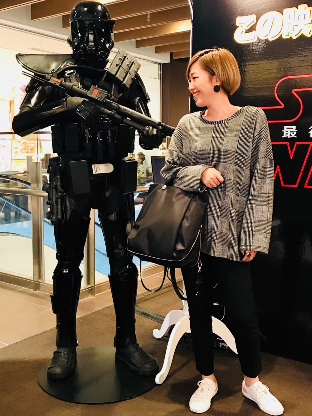 「大人カジュアル、秋のコーデ、ootd、スニーカー、秋コーデ、ユニクロ、ZARA、シンプル、グレンチェック、リュック」｜「russetの3WAYリュック(Biz Series)（バックパック/リュック、ブラック系）」を使った、Yukari.Mさん（レディース・166cm）の秋コーディネートの1枚目の写真