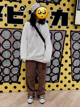 「スケボー」｜「アイテム（アクセサリー）」を使った、raaiさん（レディース・153cm）の秋コーディネート
