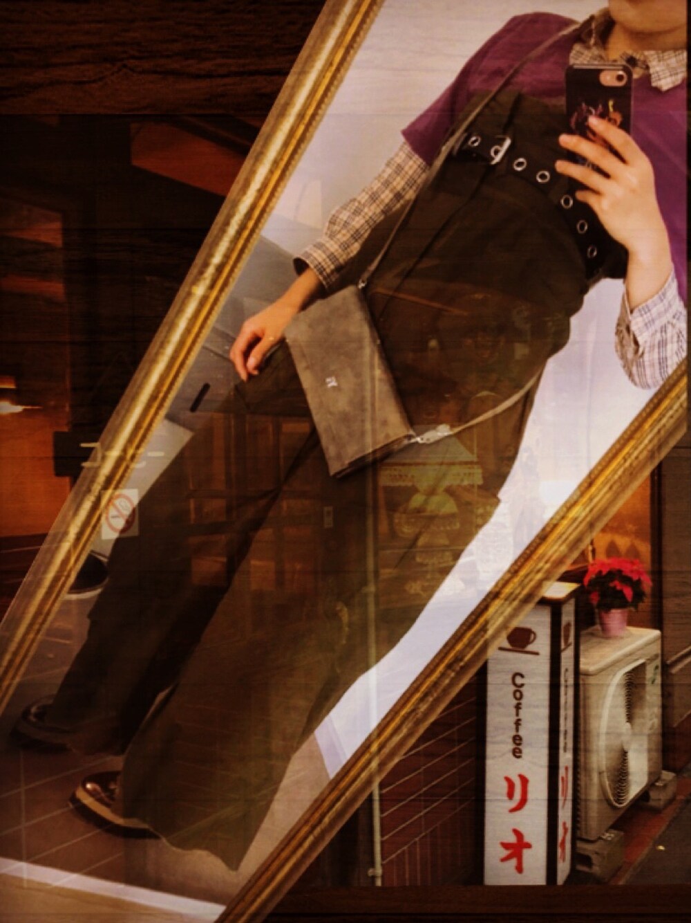 「オーバーサイズ、個性派コーデ、個性派、ootd、fashion、burberry、Kastane、GU」｜「Y'sのアイテム（ポーチ、グレー系）」を使った、BiKiさん（レディース・152cm）の夏コーディネートの1枚目の写真