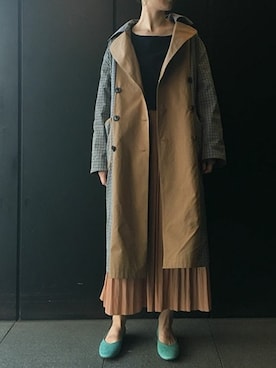 「アイテム（トレンチコート、イエロー系）」を使った、nano・universe lady's STAFFさん（レディース・166cm）の冬コーディネート
