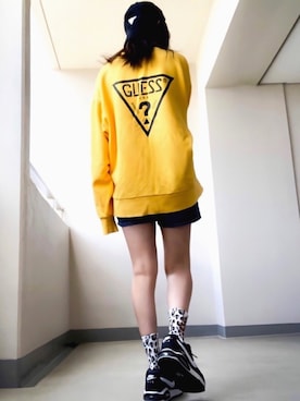 「Guess（ゲス）のアイテム（スウェット）」を使った、ゆんゆんさん（レディース・156cm）の春コーディネート