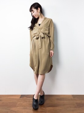 「とろみシャツ」｜「アイテム（ワンピース/ドレス）」を使った、田中彩央里さん（レディース・158cm）の冬コーディネート