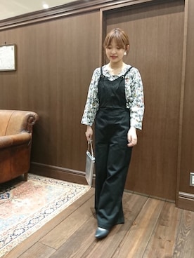「NOMBRE IMPAIR（ノンブルアンペール）のアイテム（サロペット/オーバーオール）」を使った、mis.さん（レディース・149cm）の春コーディネート