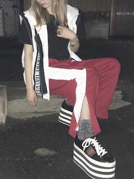 「VERSACE（ヴェルサーチ）のアイテム（ナイロンジャケット）」を使った、Ayaka🥀さん（レディース・160cm）の夏コーディネート