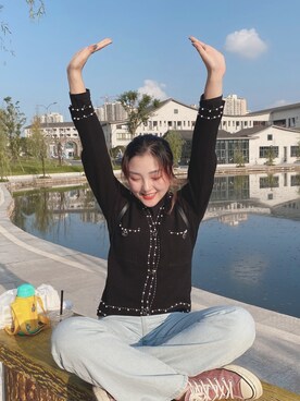 我叫周周可还行さんのコーディネート