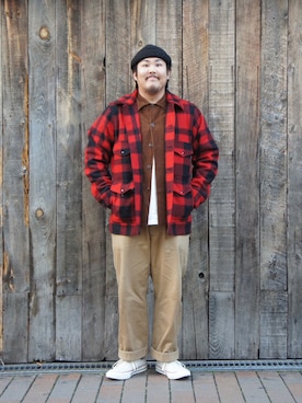 「アイテム（カバーオール、レッド系）」を使った、Ricky さん（メンズ・173cm）の冬コーディネート