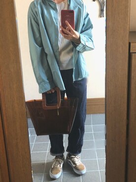 「niko and...（ニコアンド）のマーセワイヤー入りビッグシャツ（シャツ/ブラウス、ブルー系）」を使った、ほなさん（レディース）の春コーディネート