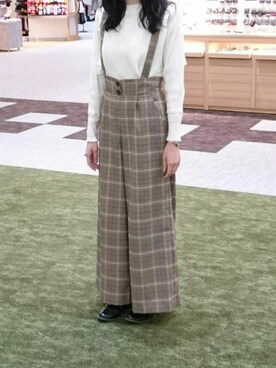 「INGNI（イング）のアイテム（オールインワン・サロペット）」を使った、ミーさん（レディース・160cm）の秋コーディネート