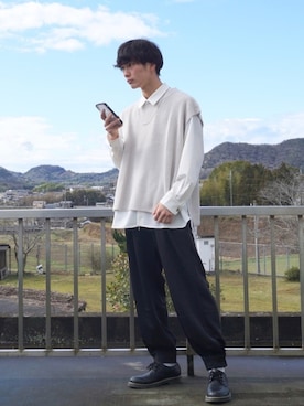 「Adoon plain（アドーンプレーン）のアイテム（ベスト）」を使った、uchiさん（メンズ・177cm）の春コーディネート