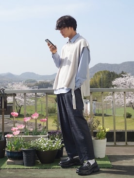 「Adoon plain（アドーンプレーン）のアイテム（ベスト）」を使った、uchiさん（メンズ・177cm）の春コーディネート