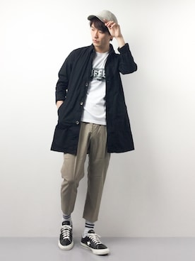 「MANUAL ALPHABET（マニュアル アルファベット）のアイテム（ステンカラーコート）」を使った、中嶋時男さん（メンズ・183cm）の春コーディネート