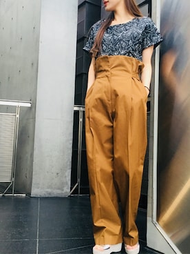 「DEVASTEE（ディバステ）のアイテム」を使った、VIA BUS STOP ECさん（レディース・160cm）の春コーディネート