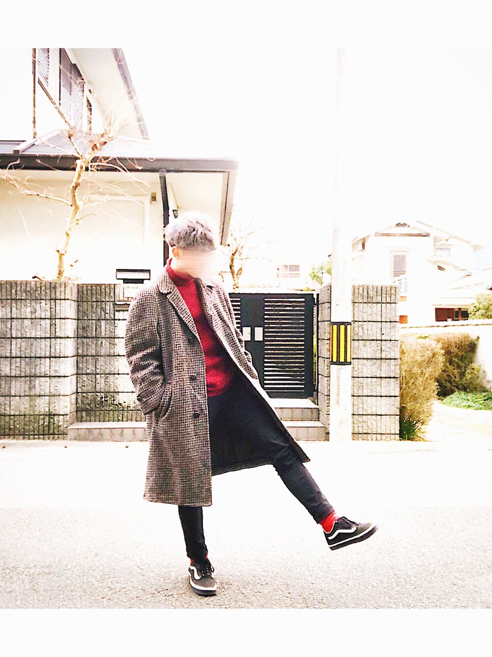 「シンプルコーデ、おしゃれさんと繋がりたい、古着MIX、GU、プチプラコーデ、Harris Tweed、マッシュ、韓国好きな人と繋がりたい」｜「VANSのVANS ヴァンズ OLD SKOOL オールドスクール VN-0D3HY28 BLACK（スニーカー、ブラック系）」を使った、오니 おーにしさん（メンズ・174cm）の冬コーディネートの1枚目の写真