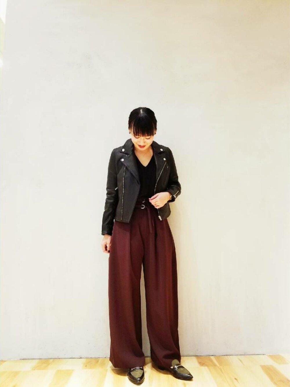 「ワイドパンツ、ライダース、fashion、ootd、outfit、city、tokyobase、おしゃれさんと繋がりたい」｜「cityのダブルライダースジャケット（ライダースジャケット、ブラック系）」を使った、city_chiakiさん（レディース・162cm）の秋コーディネートの1枚目の写真