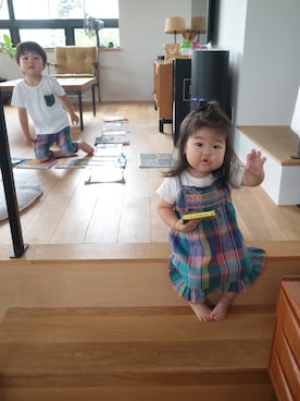 「combimini（コンビミニ）のアイテム（ワンピース/ドレス）」を使った、ひなのさん（キッズ・50cm）の夏コーディネート