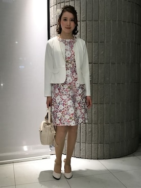 「アイテム（ノーカラージャケット、ホワイト系）」を使った、ismさん（レディース・170cm）の春コーディネート