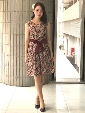 「アイテム（レッド系）」を使った、ismさん（レディース・170cm）の秋コーディネート