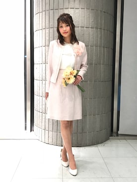 「アイテム（ブローチ/コサージュ）」を使った、ismさん（レディース・170cm）の春コーディネート