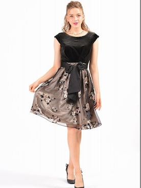 「アイテム（ドレス、ブラック系）」を使った、ismさん（レディース・170cm）の秋コーディネート