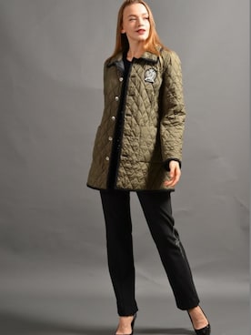 「旅行」｜「アイテム（ステンカラーコート）」を使った、ismさん（レディース・170cm）の秋コーディネート