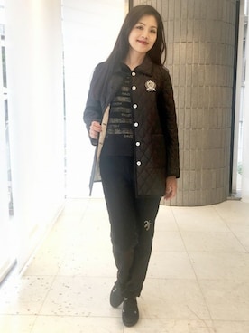 「おでかけ」｜「アイテム（ステンカラーコート）」を使った、ismさん（レディース・170cm）の秋コーディネート