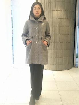 「おでかけ」｜「アイテム（ステンカラーコート）」を使った、ismさん（レディース・170cm）の秋コーディネート