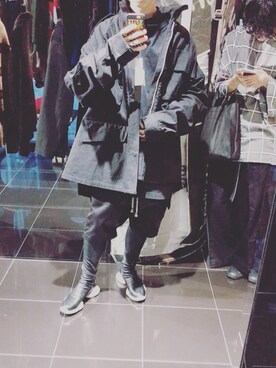 「RICK OWENS」｜「アイテム（ミリタリージャケット）」を使った、京丸さん（メンズ・170cm）の秋コーディネート