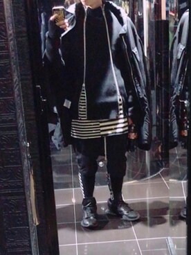 「RICK OWENS」｜「アイテム（ミリタリージャケット）」を使った、京丸さん（メンズ・170cm）の秋コーディネート