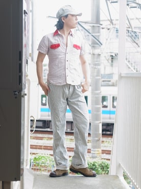 「45R（フォーティファイブアール）のアイテム（デニムパンツ）」を使った、s uchidaさん（メンズ・173cm）の秋コーディネート