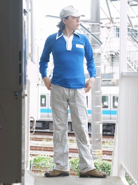 「45R（フォーティファイブアール）のアイテム（デニムパンツ）」を使った、s uchidaさん（メンズ・173cm）の秋コーディネート