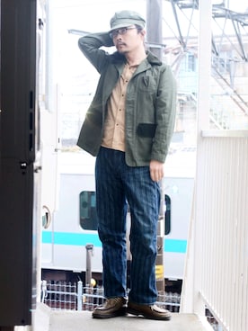 「Dr. Martens（ドクターマーチン）のアイテム（モカシン/デッキシューズ）」を使った、s uchidaさん（メンズ・173cm）の春コーディネート