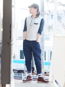 「OMNIGOD（オムニゴッド）のアイテム（パンツ）」を使った、s uchidaさん（メンズ・173cm）の春コーディネート
