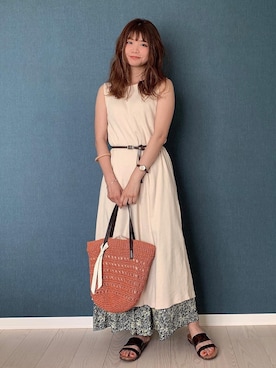 「アーバンリサーチ」｜「アイテム（アナログ腕時計）」を使った、azusakaaiさん（レディース・160cm）の夏コーディネート
