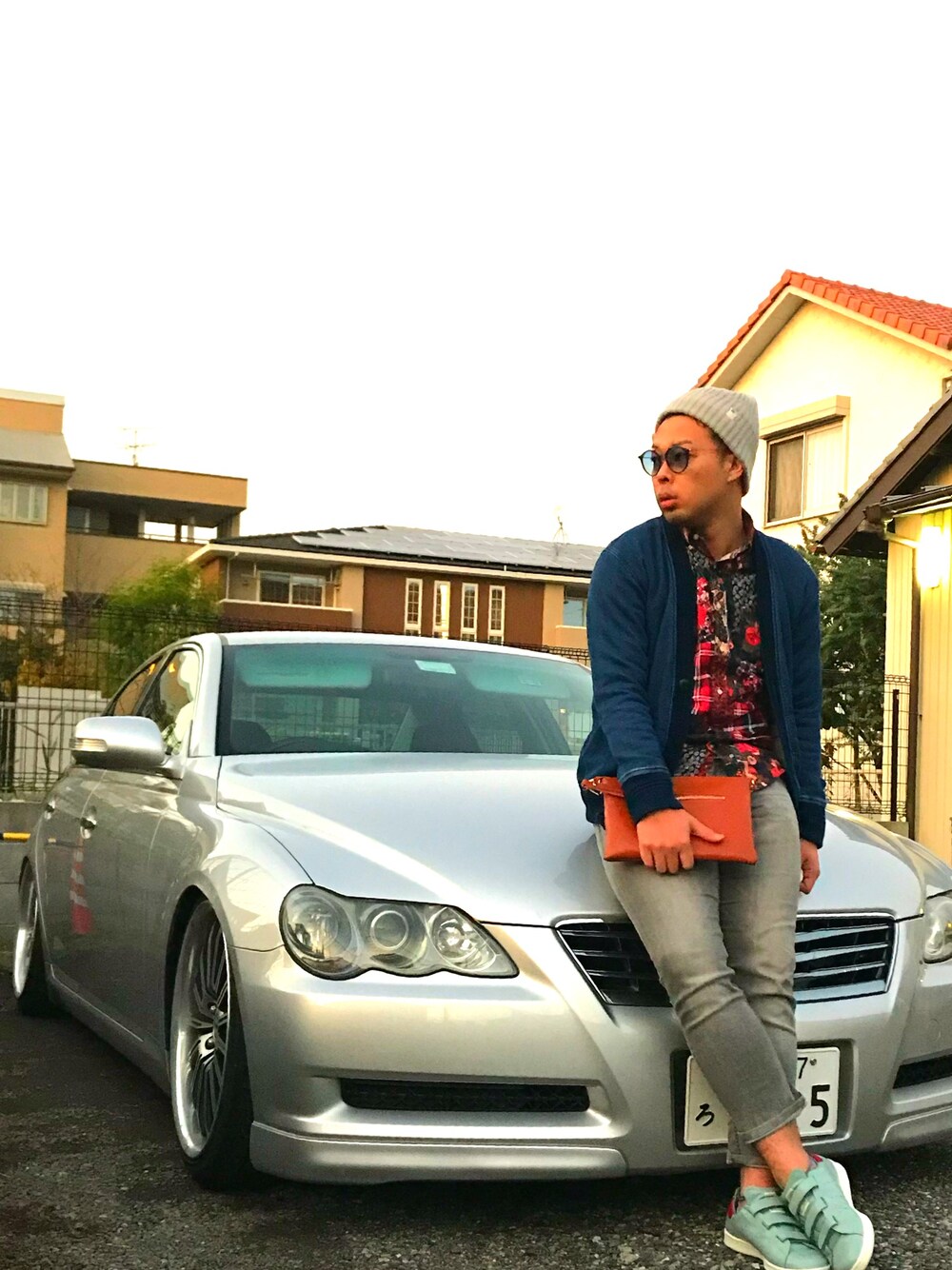 「秋のコーデ、ootd、柄シャツ、ray ban、stan smith、シンプル、RHC、Ron Herman、おしゃれさんと繋がりたい、お洒落さんとつながりたい」｜「Ron Hermanのアイテム（ニットキャップ/ビーニー、グレー系）」を使った、Tsukasa☺︎さん（メンズ・172cm）の秋コーディネートの1枚目の写真