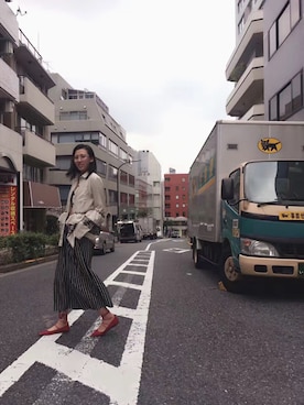 「ZARA WOMAN（ザラウーマン）のアイテム（バレエシューズ、レッド系）」を使った、Olivia WYさん（レディース）の冬コーディネート