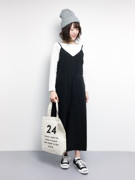 「INGNI（イング）のアイテム（つなぎ/オールインワン）」を使った、まるさん（レディース・161cm）の冬コーディネート