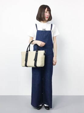 「RAY CASSIN（レイカズン）のアイテム（オールインワン・サロペット）」を使った、まるさん（レディース・161cm）の春コーディネート