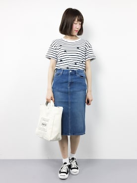 「URBAN RESEARCH（アーバンリサーチ）のアイテム（デニムスカート）」を使った、まるさん（レディース・161cm）の春コーディネート