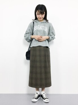 「URBAN RESEARCH（アーバンリサーチ）のボリュームスリーブロゴスウェット（パーカー）」を使った、まるさん（レディース・161cm）の秋コーディネート