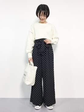 「RAY CASSIN（レイカズン）のアイテム（スウェット）」を使った、まるさん（レディース・161cm）の冬コーディネート
