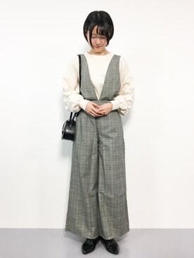 「SpRay（スプレイ）のアイテム（オールインワン・サロペット）」を使った、まるさん（レディース・161cm）の冬コーディネート